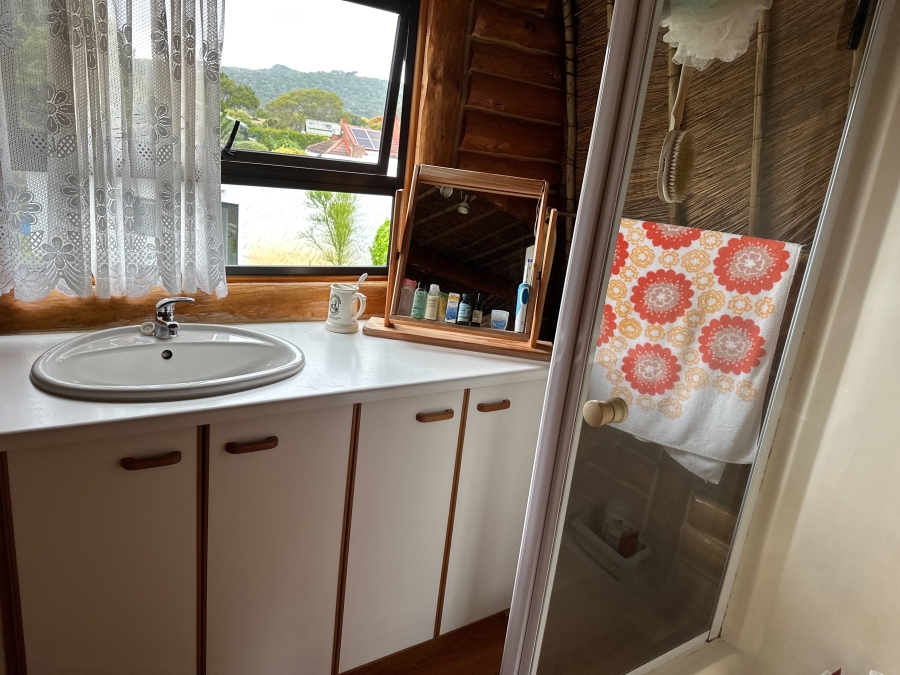 2 Bedroom Property for Sale in The Island Western Cape